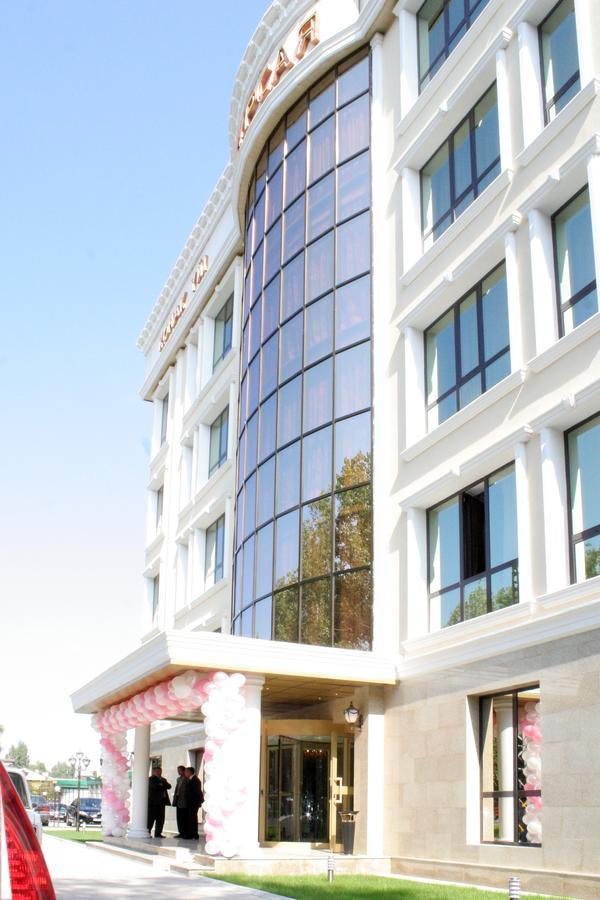 Hotel Luxurious Taras Exterior foto